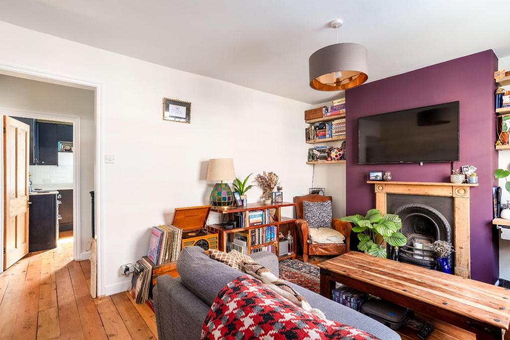 Robert Street Upper Maisonette-10.jpg
