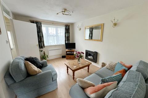 2 bedroom terraced house for sale, Meadow Sweet Road, Stratford-Upon-Avon