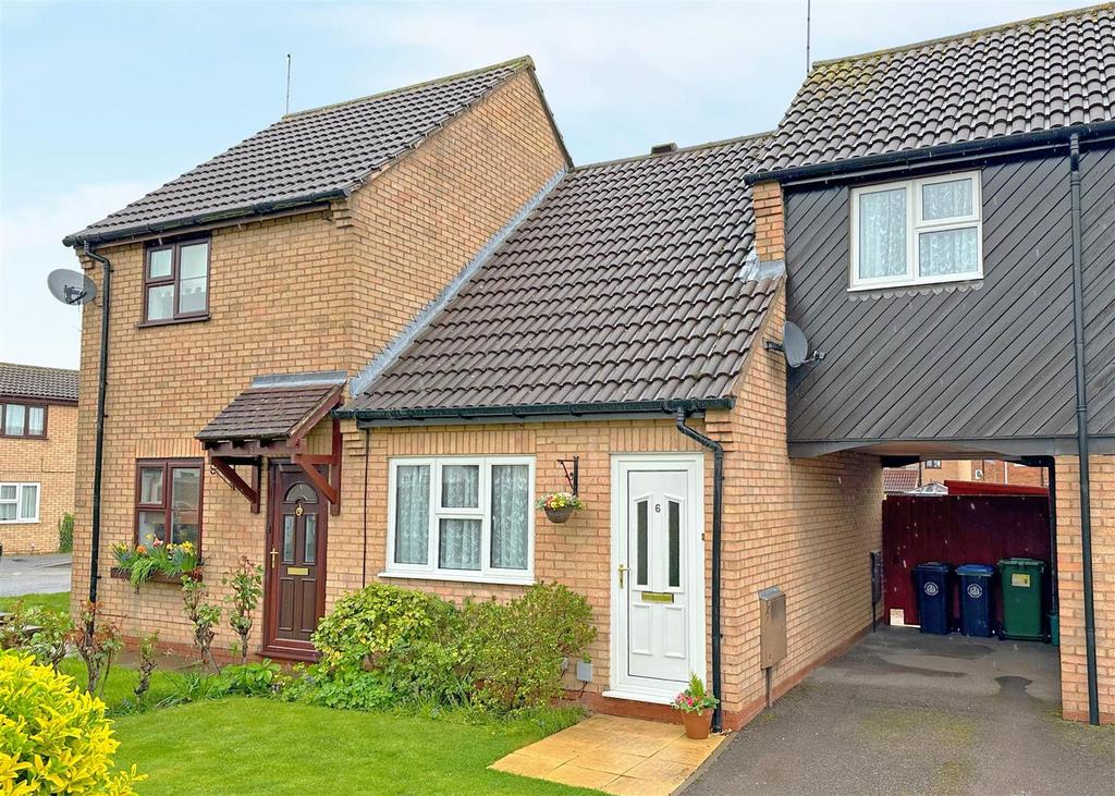Meadow Sweet Road, StratfordUponAvon 2 bed terraced house for sale