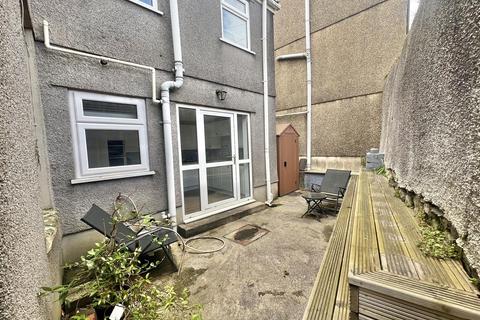 3 bedroom end of terrace house for sale, Eversley Road, Sketty, Swansea