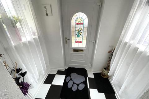 24 Danlan Road, Pembrey, Burry Port, SA16 0UF