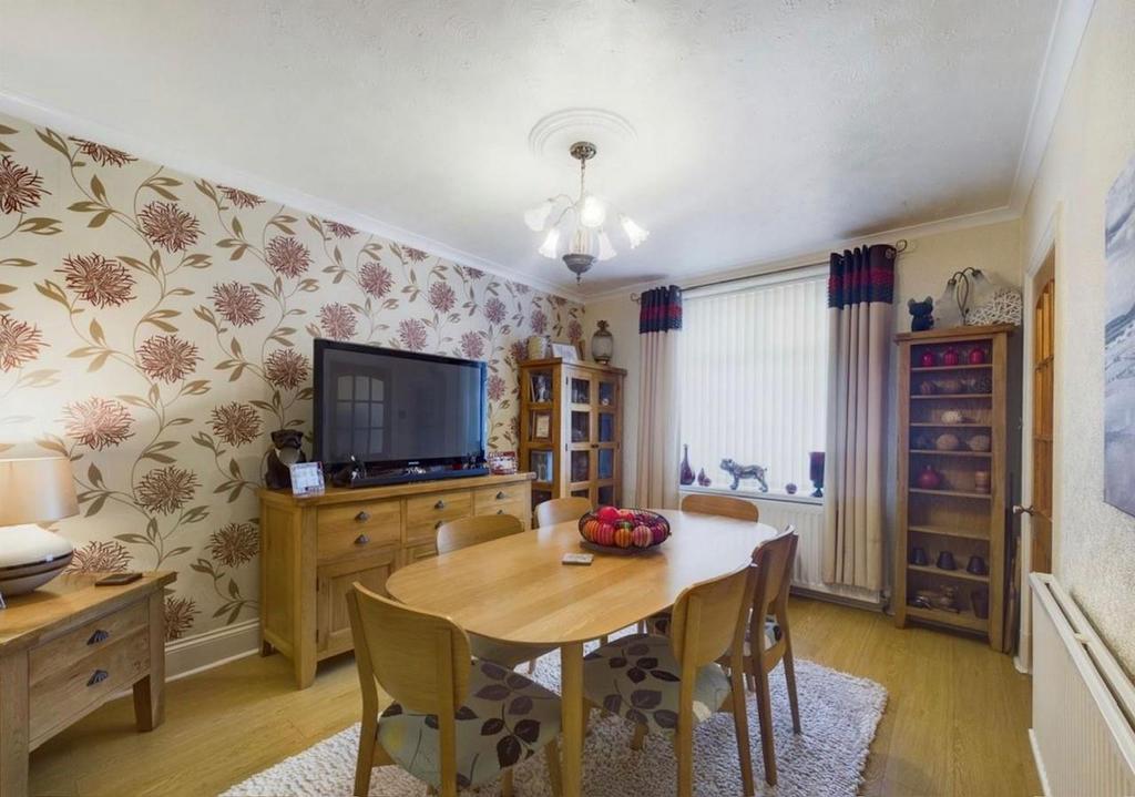 Dining room.jpg