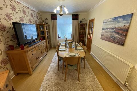24 Danlan Road, Pembrey, Burry Port, SA16 0UF