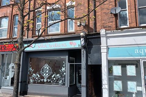 Retail property (high street) to rent, 27 Princes Avenue, Hull, East Yorkshire, HU5 3RX
