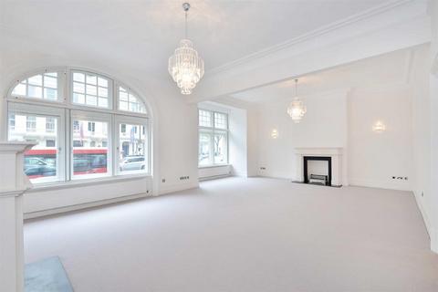 4 bedroom flat for sale, Queens Gate, South Kensington SW7
