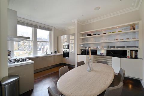 2 bedroom flat to rent, Barkston Gardens, London SW5