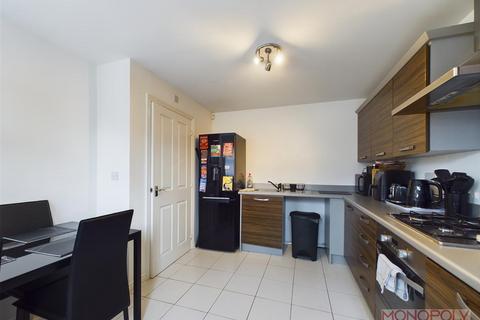 108 Lamberton Drive, Brymbo, Wrexham, LL11 5FW