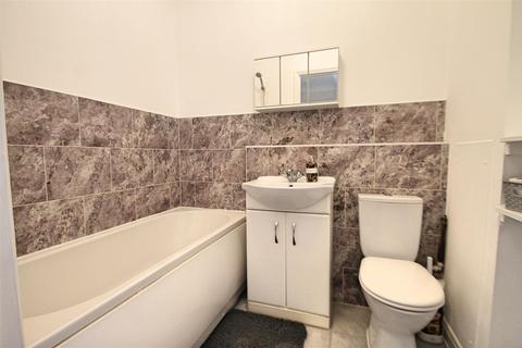 1 bedroom retirement property for sale, Richfield Road, Bushey WD23