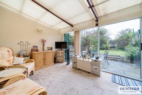 19 The Green, Welling, DA16 2PA