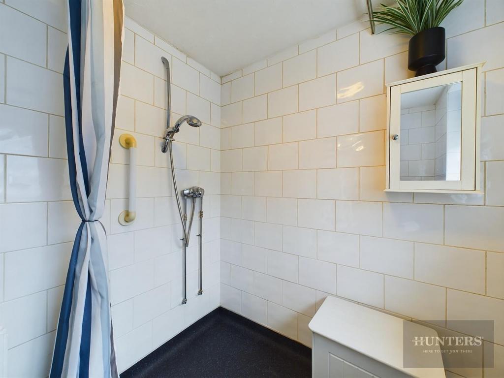 Bathroom B