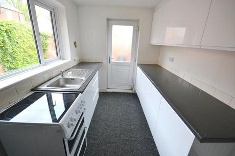 2 bedroom terraced house to rent, Lansdowne Street, Darlington