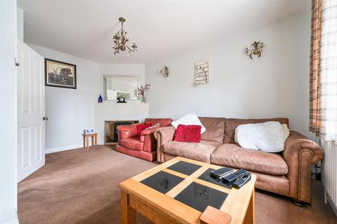 82 Gander Green Lane, Sutton, SM1 2EY