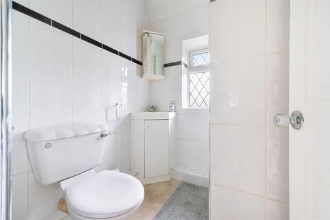 82 Gander Green Lane, Sutton, SM1 2EY