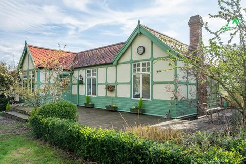 4 bedroom detached bungalow for sale, North Duffield, Selby