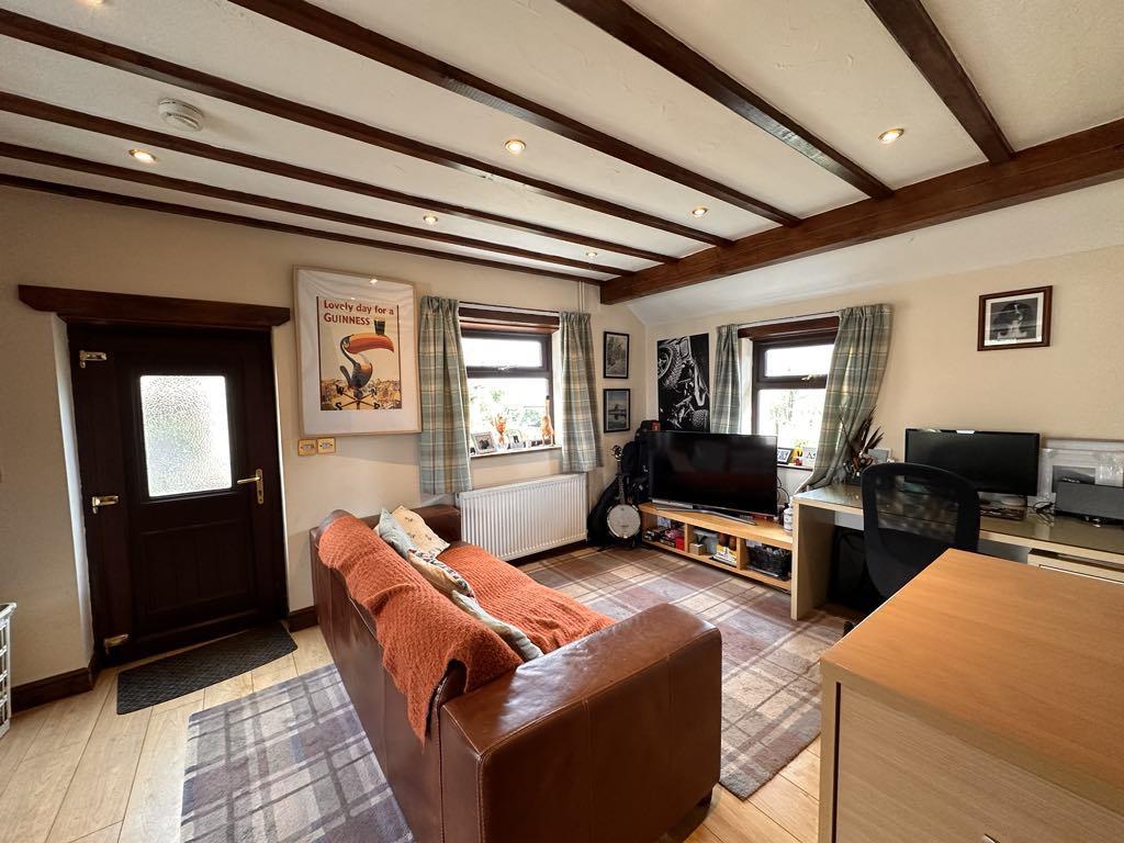 Living Room/Kitchen/Dining room
