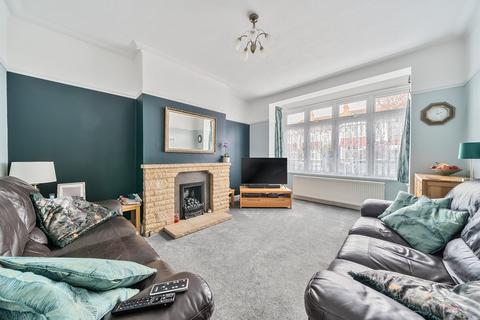 40 Derrick Road, Beckenham, BR3 3QQ