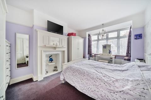 40 Derrick Road, Beckenham, BR3 3QQ