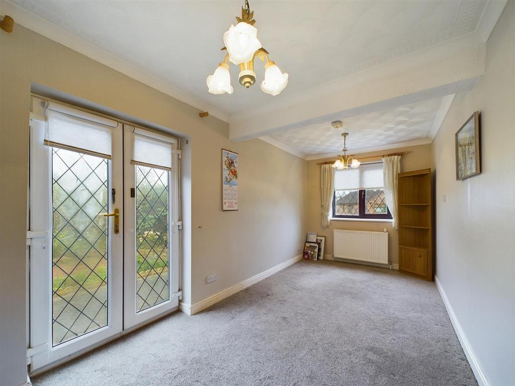 Bedroom: