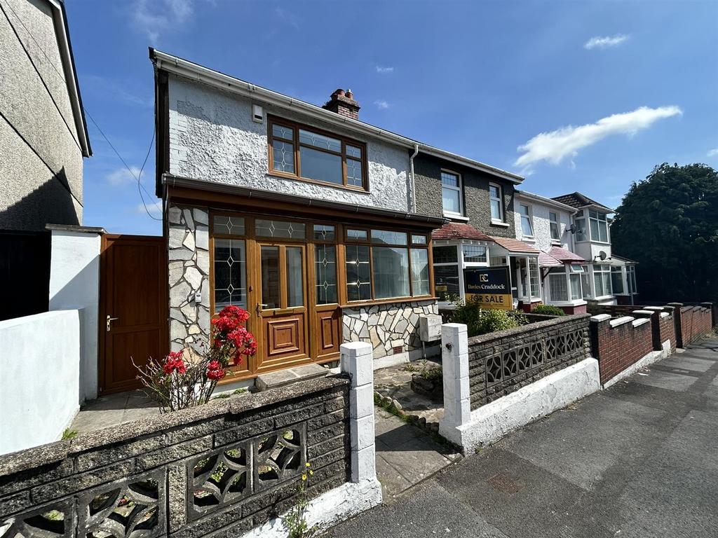 Coronation Road, Llanelli 3 bed semidetached house for sale £159,500