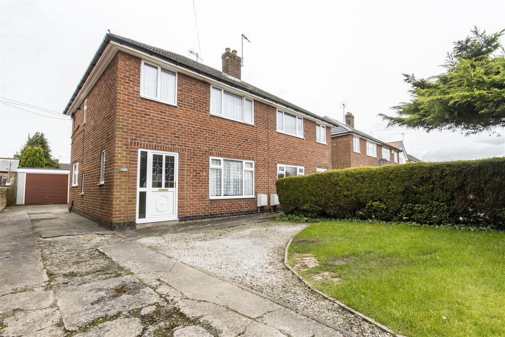 Manor Road, Brimington, Chesterfield 3 bed semidetached house for sale