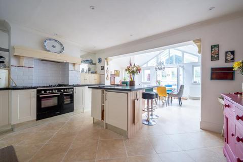 4 bedroom detached house for sale, Livesey Road, Ludlow