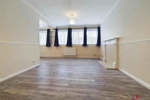 3 bedroom flat to rent, Athens Gardens, Harrow Road, London, W9 3RT