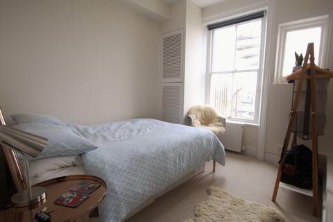 1 bedroom flat for sale, Palmeira Square, Hove, BN3