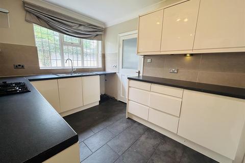 4 bedroom detached house to rent, 62 Mount Road, Tettenhall