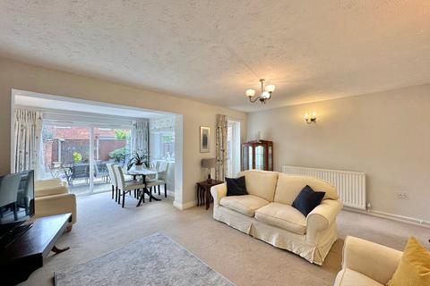 63 Bonington Drive, Hereford, HR4 0RU