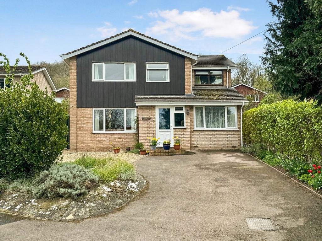 Scotch Firs, Fownhope, HEREFORD, HR1 4 bed detached house for sale £435,000