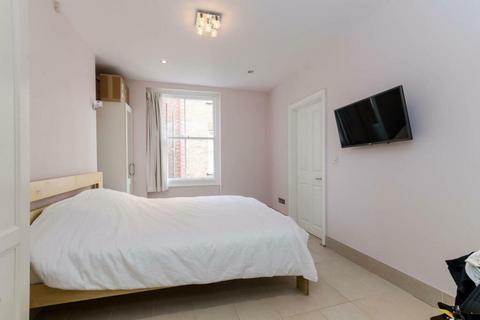 1 bedroom flat to rent, Kensington Hall Gardens, West Kensington, W14