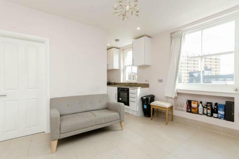 1 bedroom flat to rent, Kensington Hall Gardens, West Kensington, W14