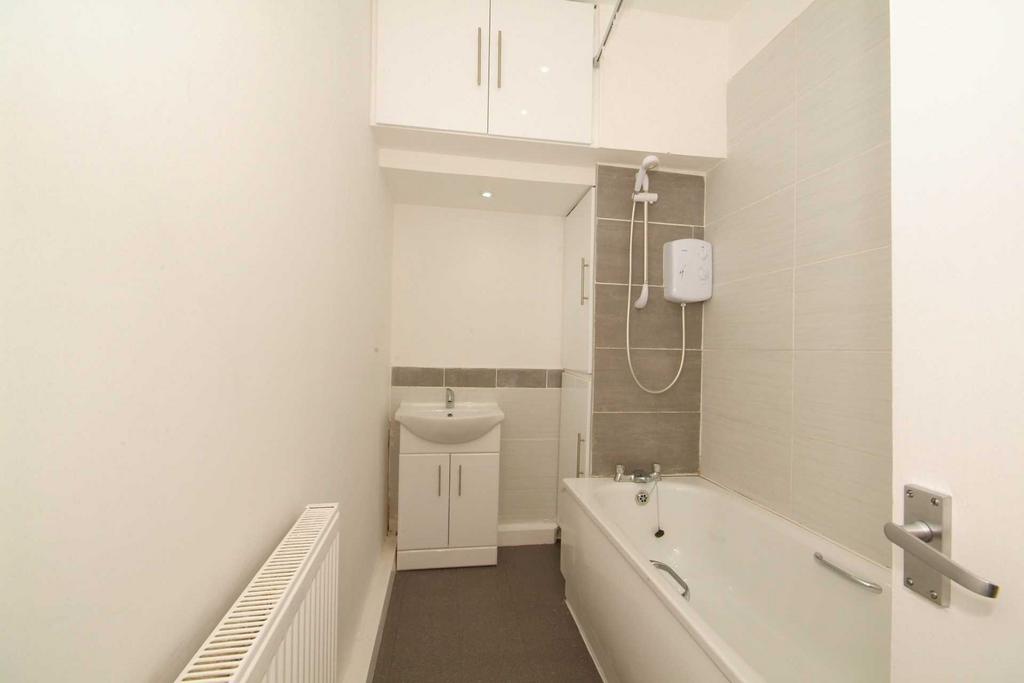 Bagot Street, Liverpool L15 1 bed apartment to rent £650 pcm (£150 pw)