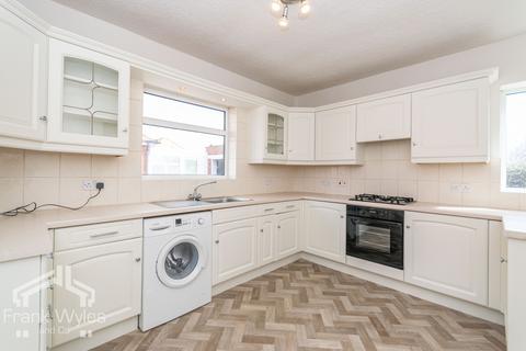 2 bedroom bungalow for sale, Mayfield Road, Lytham St. Annes