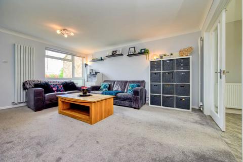 11 Almond Drive, Caversham, Reading, RG4 6NH