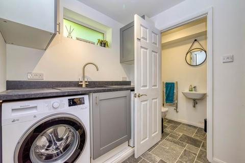 11 Almond Drive, Caversham, Reading, RG4 6NH
