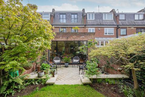 5 bedroom terraced house for sale, South Hampstead, London, NW6.