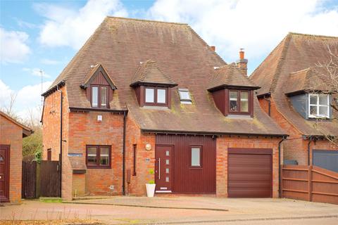 4 bedroom detached house for sale, Butterfield Close, Woolstone, Milton Keynes, Buckinghamshire, MK15