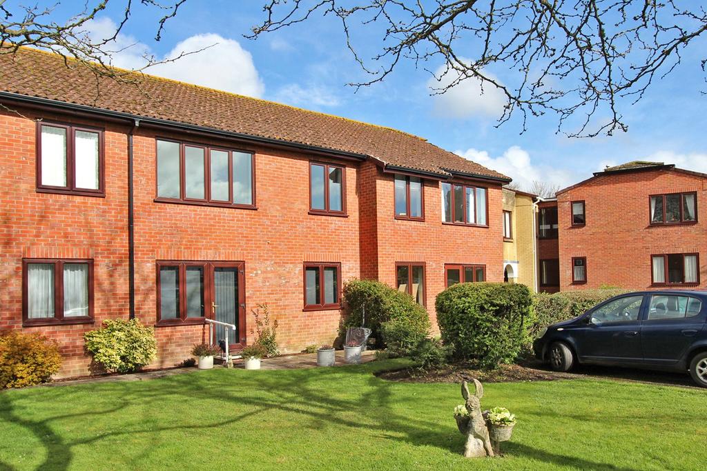 Grigg Lane, Brockenhurst, Hampshire... 1 bed apartment for sale £95,000