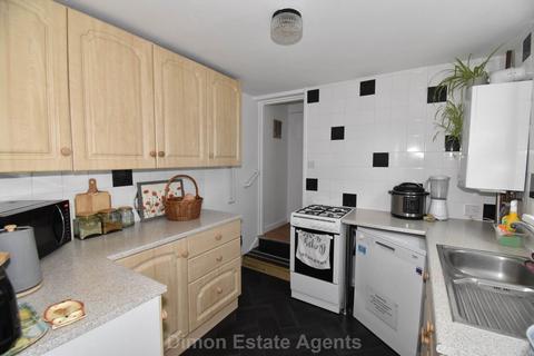 3 bedroom terraced house for sale, Richmond Road, Gosport