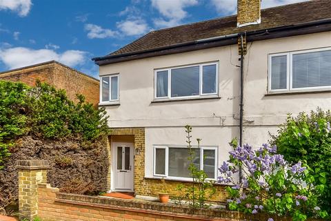 2 bedroom ground floor maisonette for sale, Green Wrythe Lane, Carshalton, Surrey