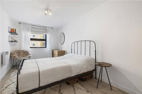 1 bedroom apartment for sale, Maltings Close, London, E3