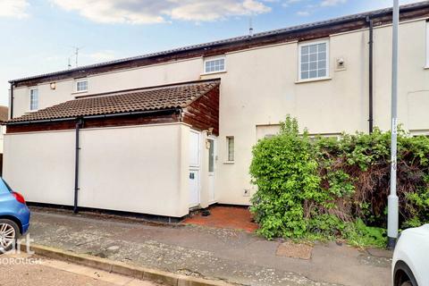 4 bedroom terraced house for sale, Chadburn, Peterborough