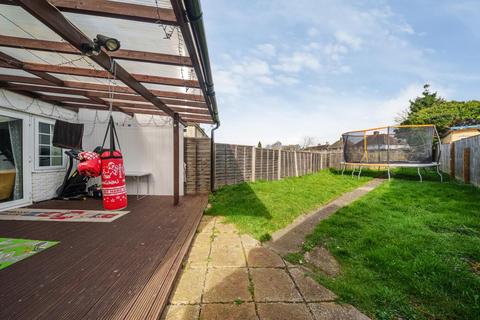 3 bedroom semi-detached house for sale, Hampden Road,  Aylesbury,  HP21