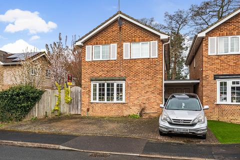 4 bedroom detached house for sale, Ashbury Drive, Blackwater, Camberley, Hampshire, GU17