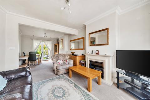 28 Shinglewell Road, Erith, DA8 1NE