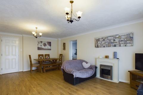 5 bedroom end of terrace house for sale, Manor Way, Croxley Green, Rickmansworth, Hertfordshire, WD3 3LY