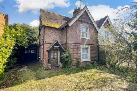 3 bedroom semi-detached house for sale, Ewhurst Road, Cranleigh, Surrey