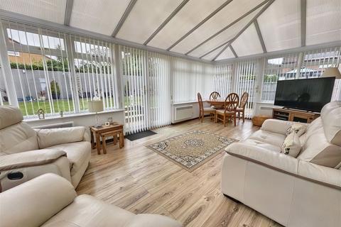 3 bedroom detached bungalow for sale, Bryn Onnen, Abergele, Conwy, LL22