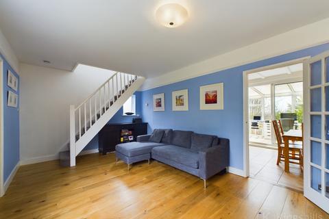 3 bedroom semi-detached house for sale, Woodway, Loosley Row
